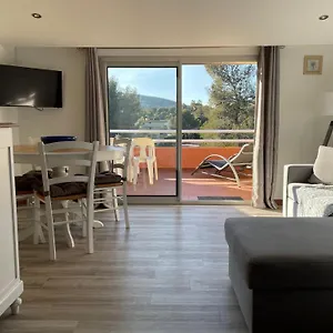 Appartement Bord De La Faviere, Bormes-les-Mimosas