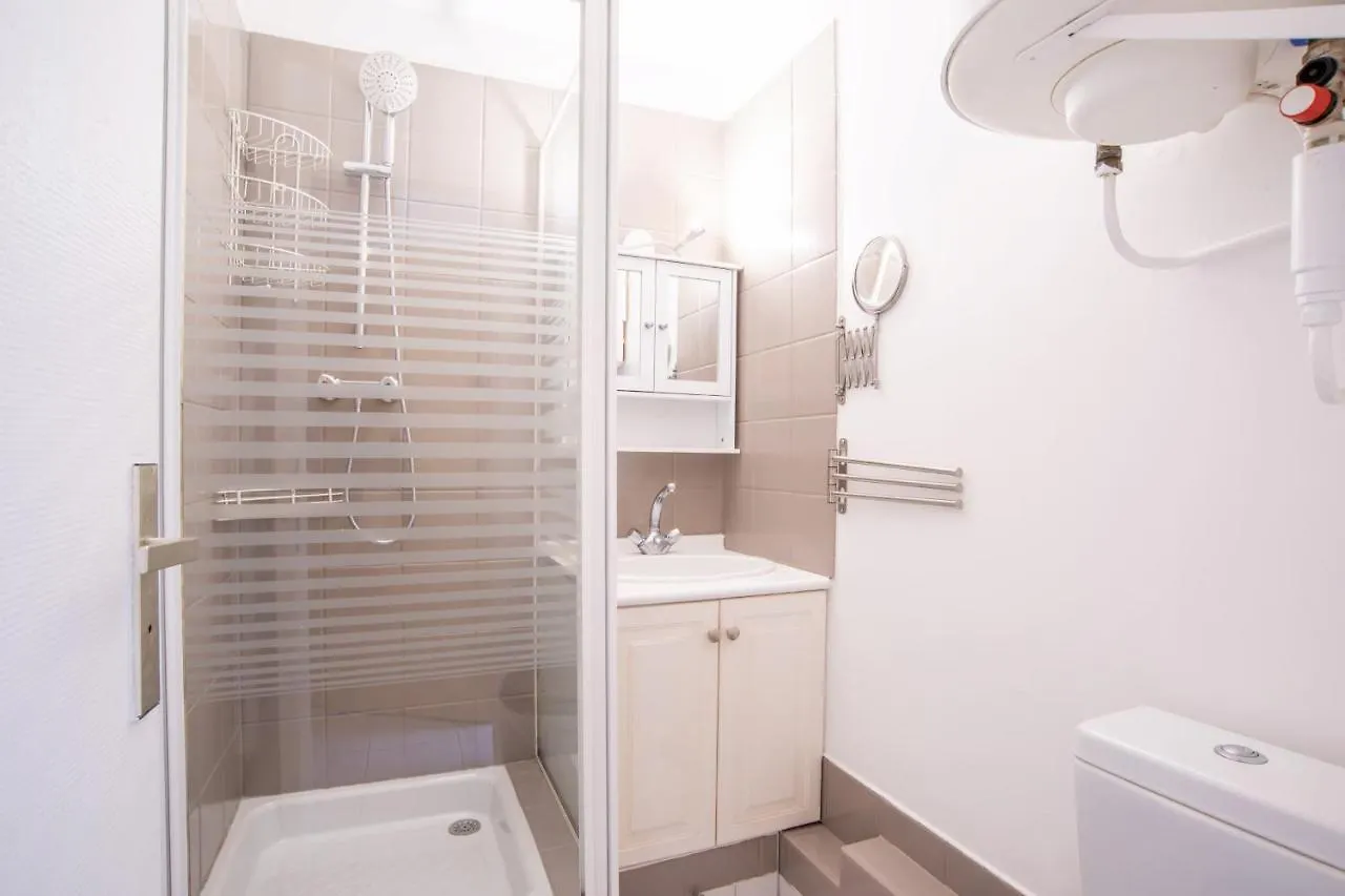 Apartment Nice Studio With Balcony At 7 Min From The Beach Bormes-les-Mimosas